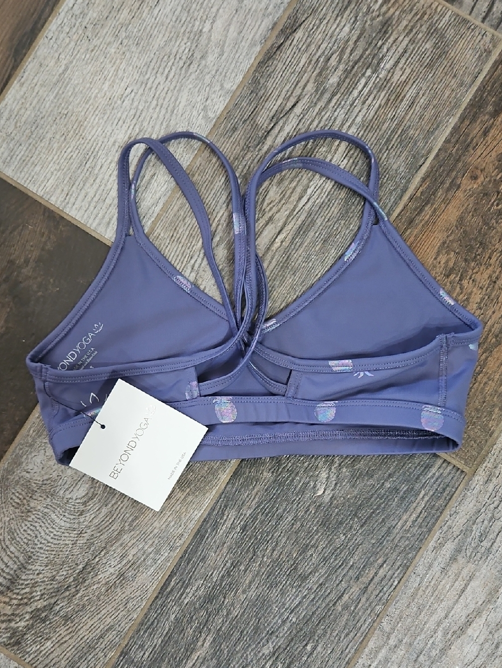 Beyond Yoga Lavender Purple Pineapple-Print Sports Bra - Picture 2 of 3